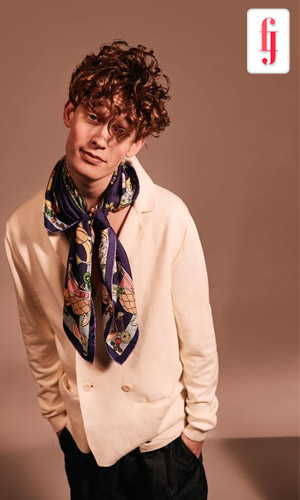 Mens Scarves' Timeless Appeal